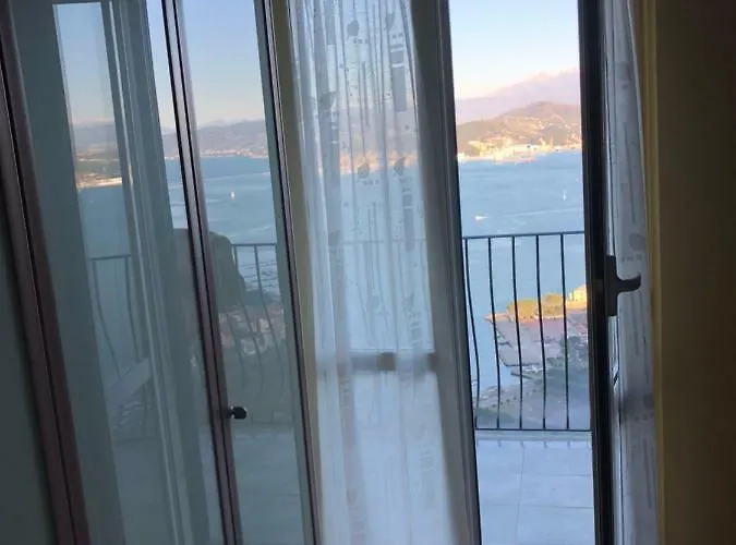 La Finestra Sul Mare Casa de Férias *